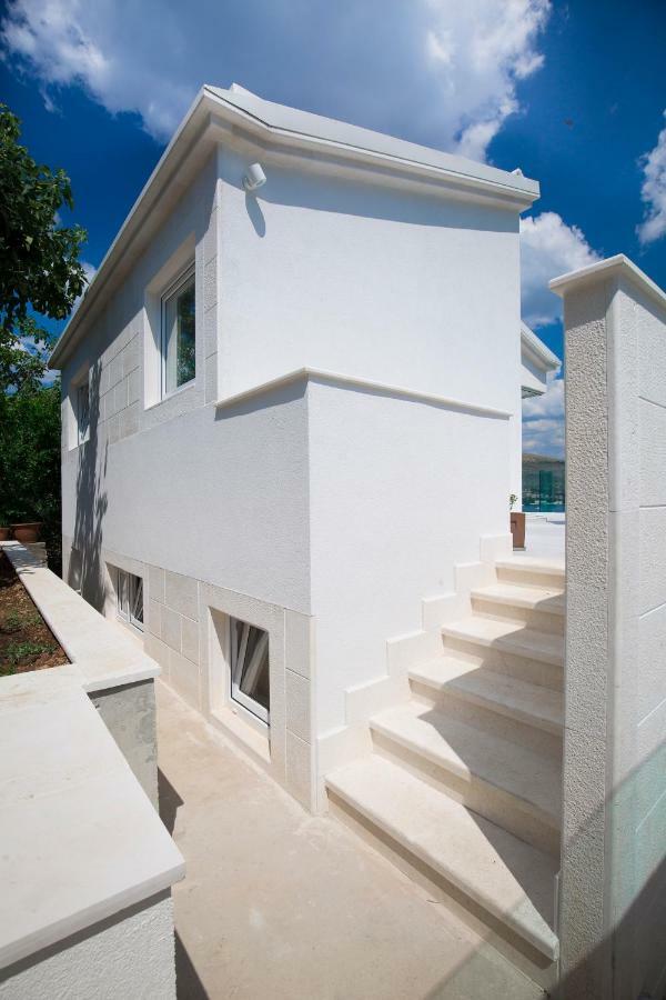 Casa Blanca White House Villa Donji Okrug  Exterior photo